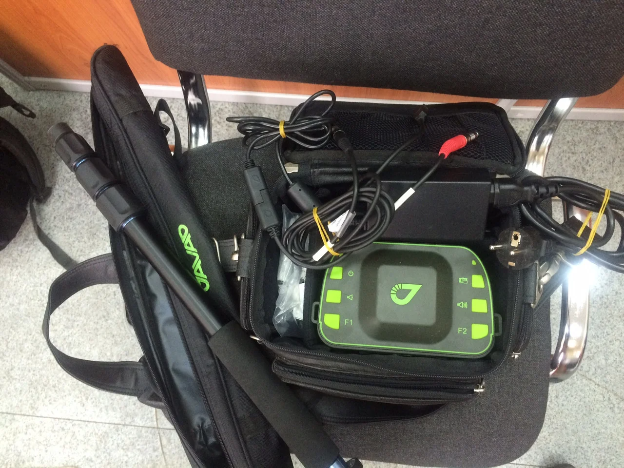 Комплект GNSS RTK Javad Triumph-1 radio/GSM + Javad Triumph-VS (2012 г.в.) б/у pic 1