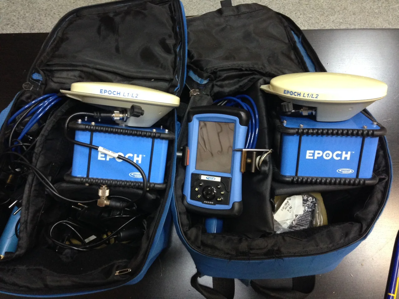 Двухчастотный комплект GPS Spectra Precision Epoch-25 + контроллер Recon б/у + ПО  pic 1